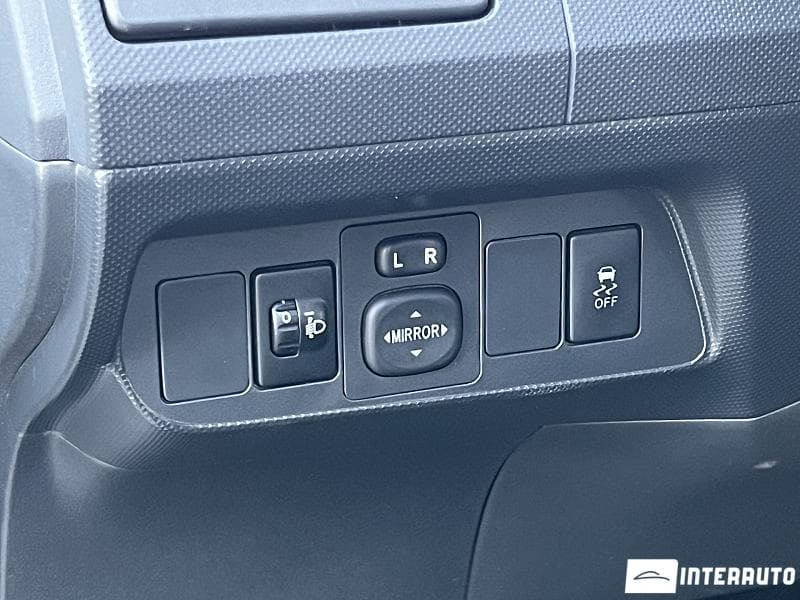Toyota Auris 2012 — Миниатюра 16