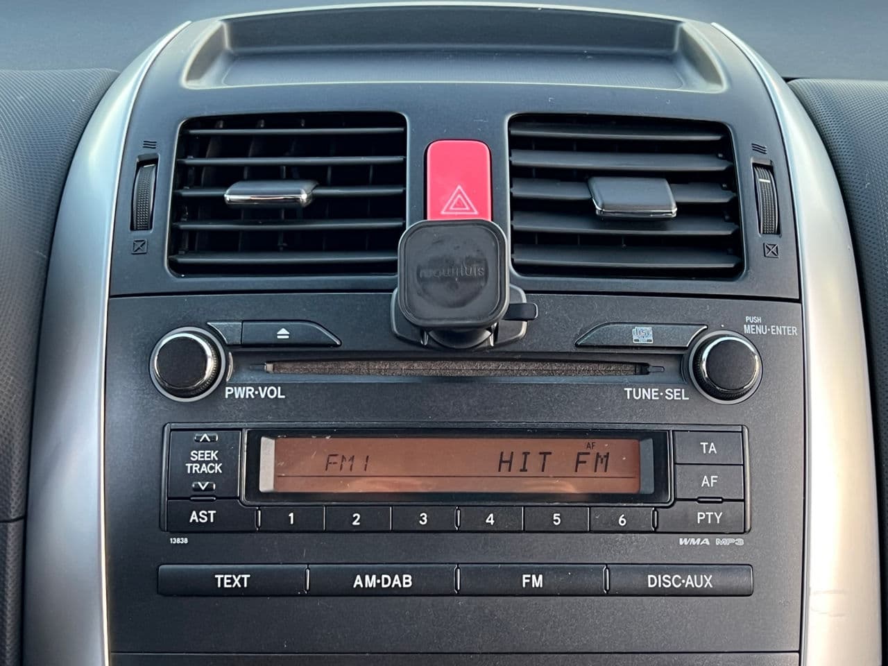 Toyota Auris 2012 — Миниатюра 9