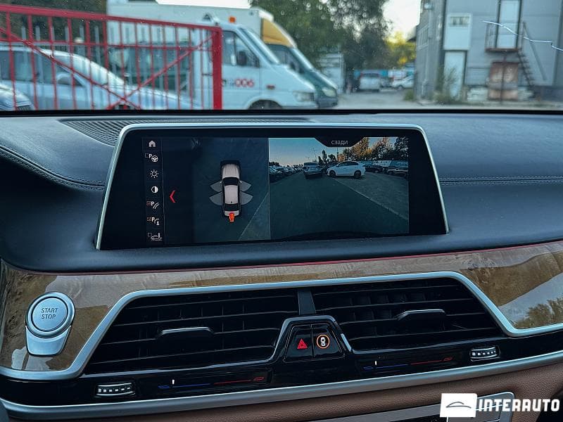 BMW 740e 2017 — Миниатюра 10