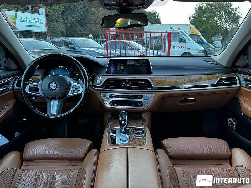 BMW 740e 2017 — Миниатюра 7
