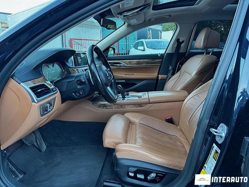 BMW 740e 2017 — Миниатюра 5