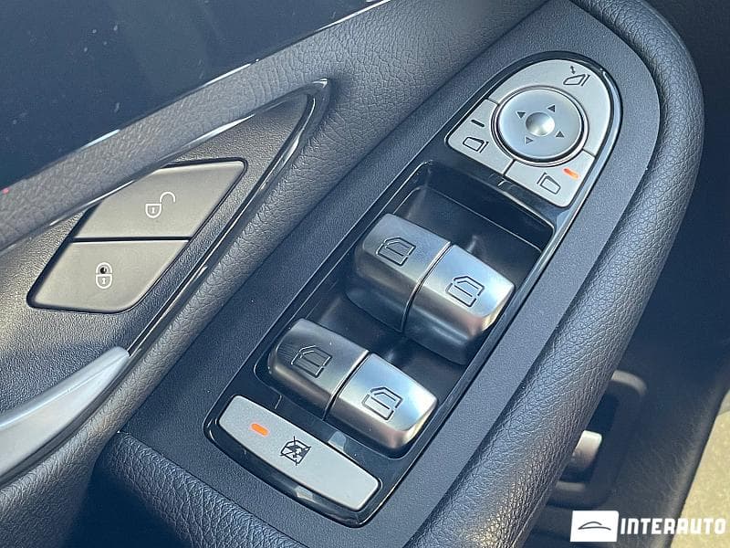 2020 Mercedes GLC 200d Coupe — Miniatură 6