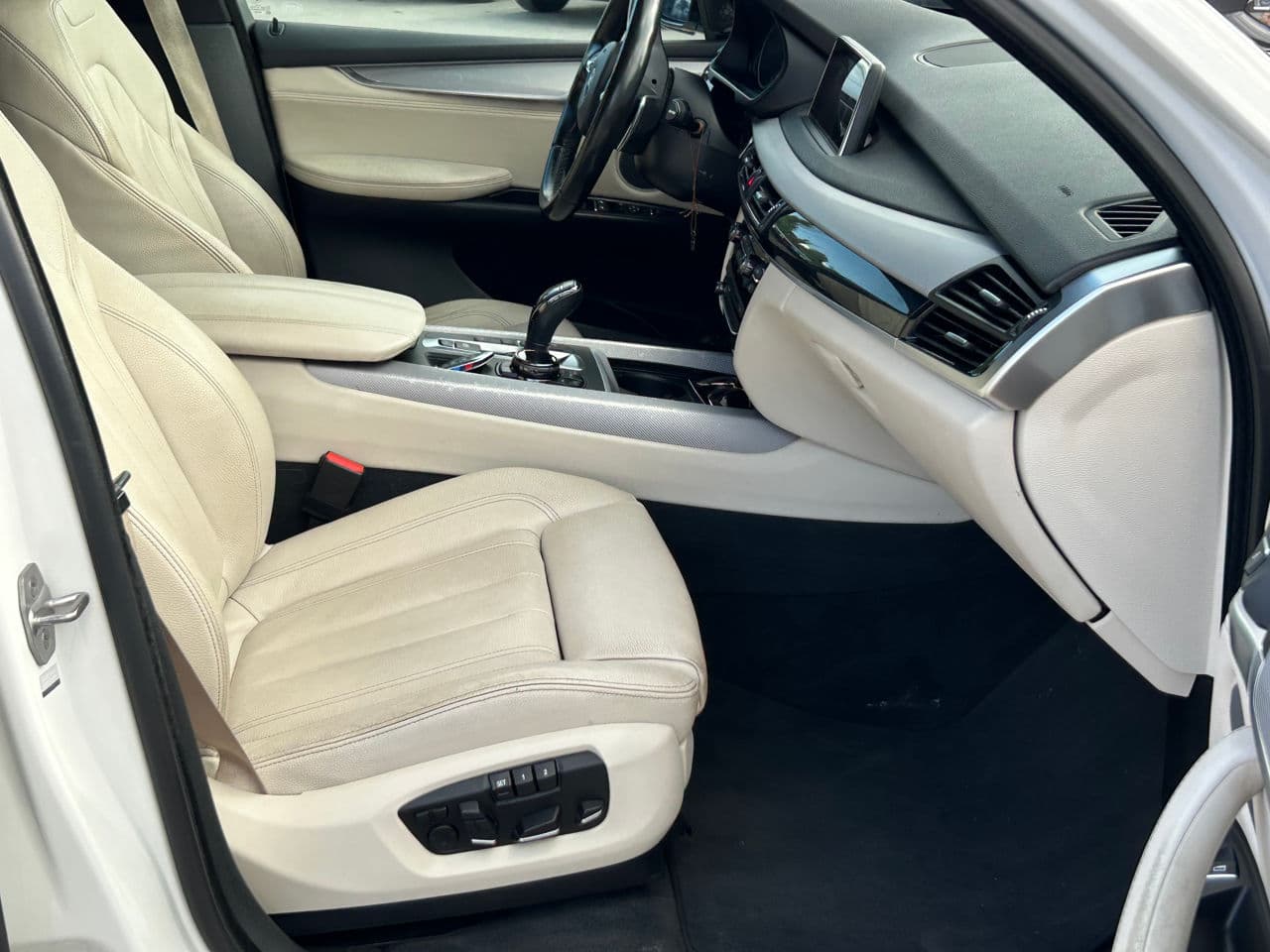 2016 BMW X5 3.5i — Miniatură 17