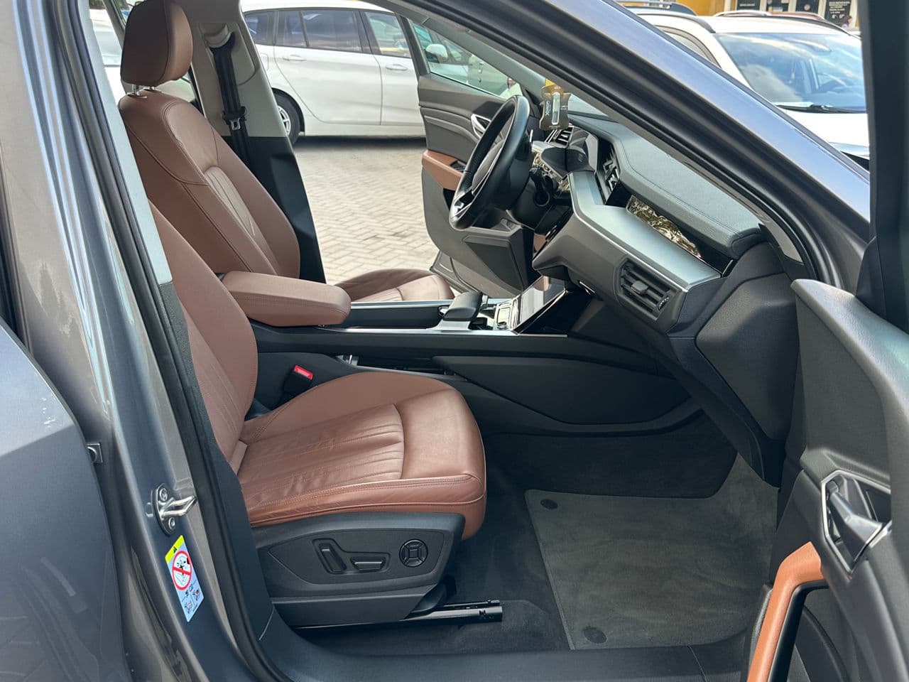 Audi E-tron 2020 — Миниатюра 15