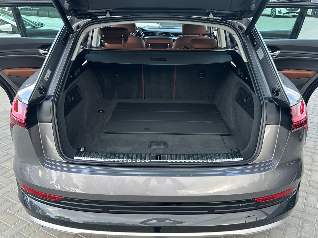 Audi E-tron 2020 — Миниатюра 23