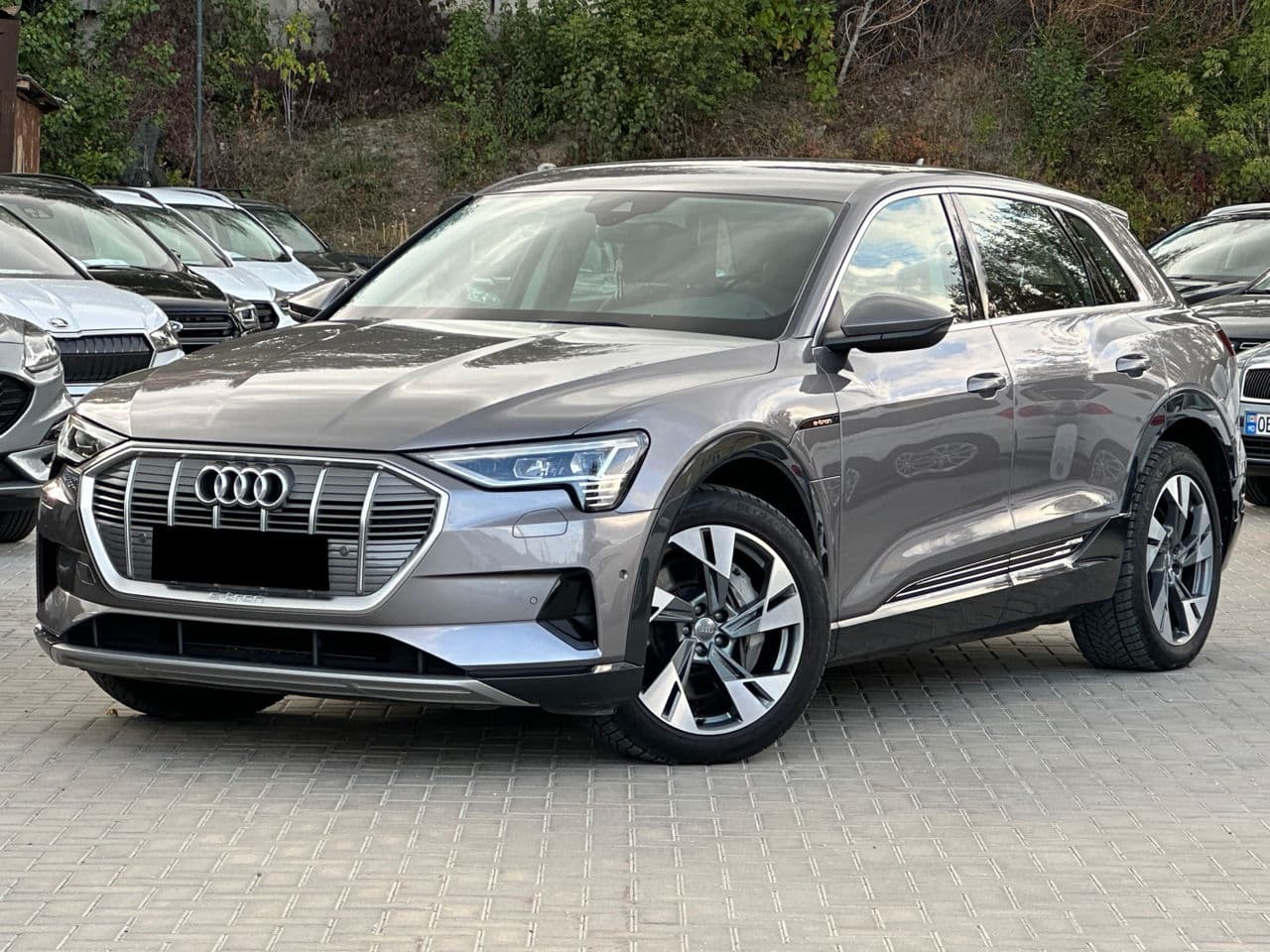 Audi E-tron 2020 — Миниатюра 2