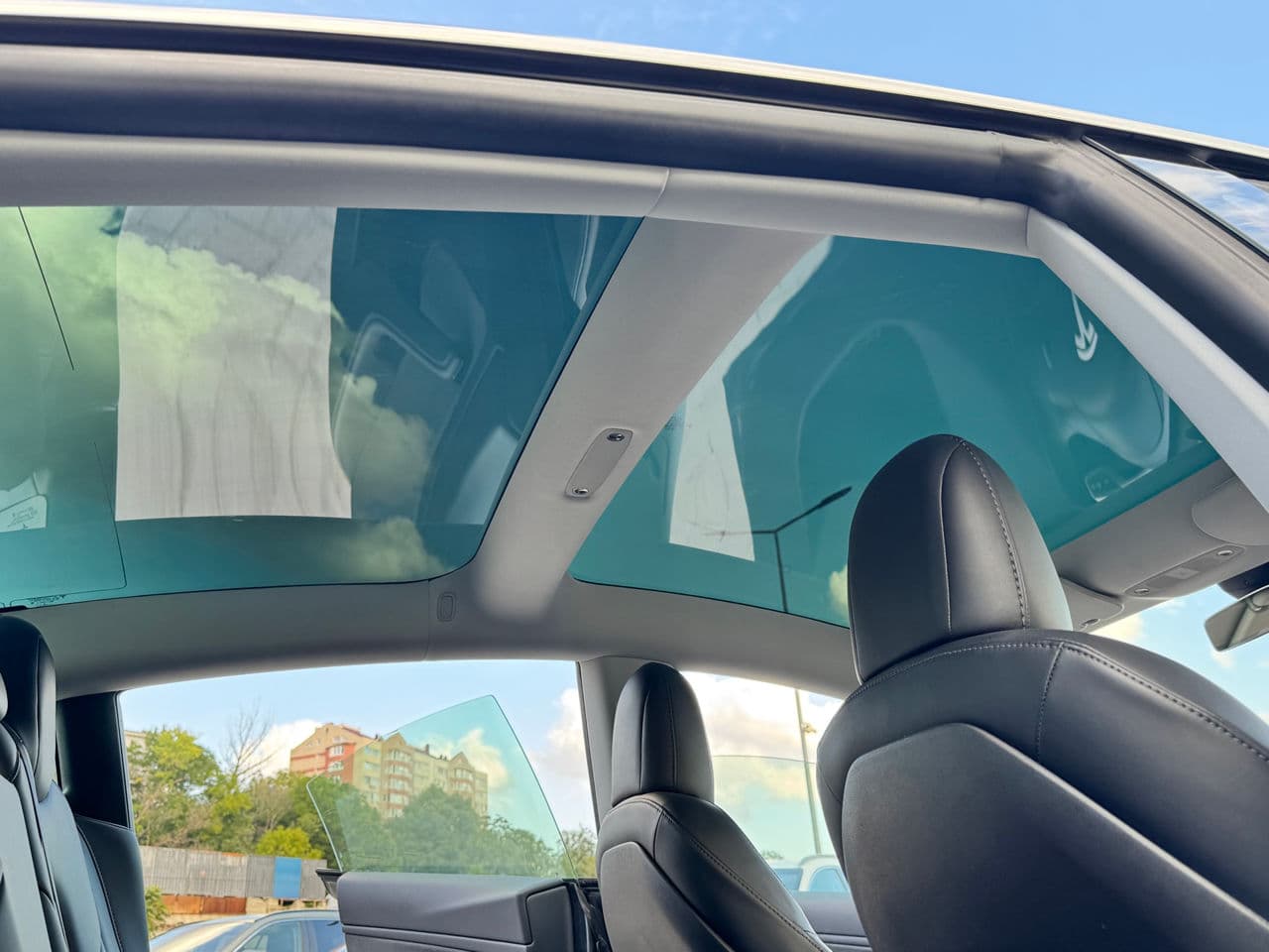 Tesla Model 3 2019 — Миниатюра 11