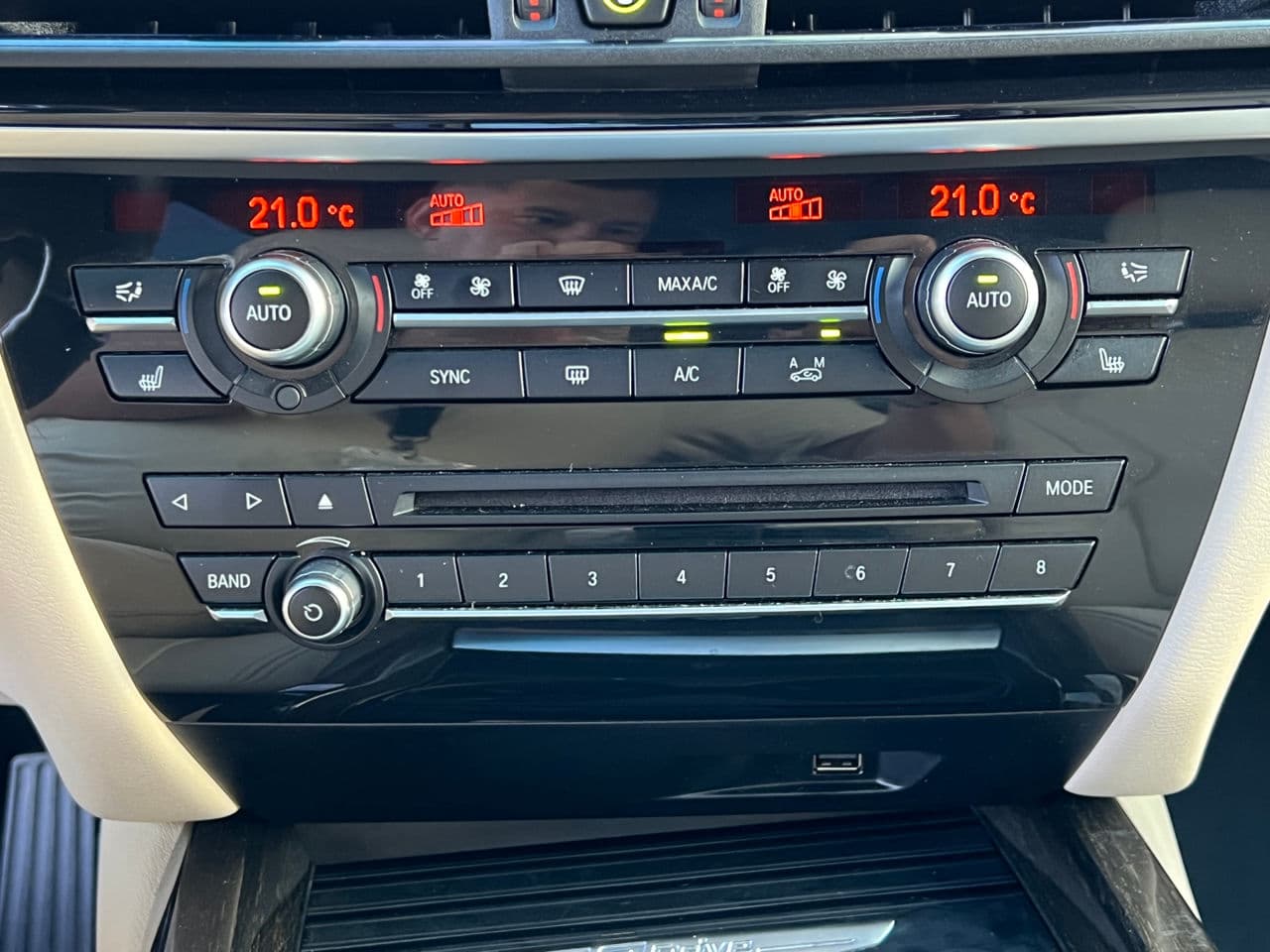 2018 BMW X5 4.0e — Miniatură 11