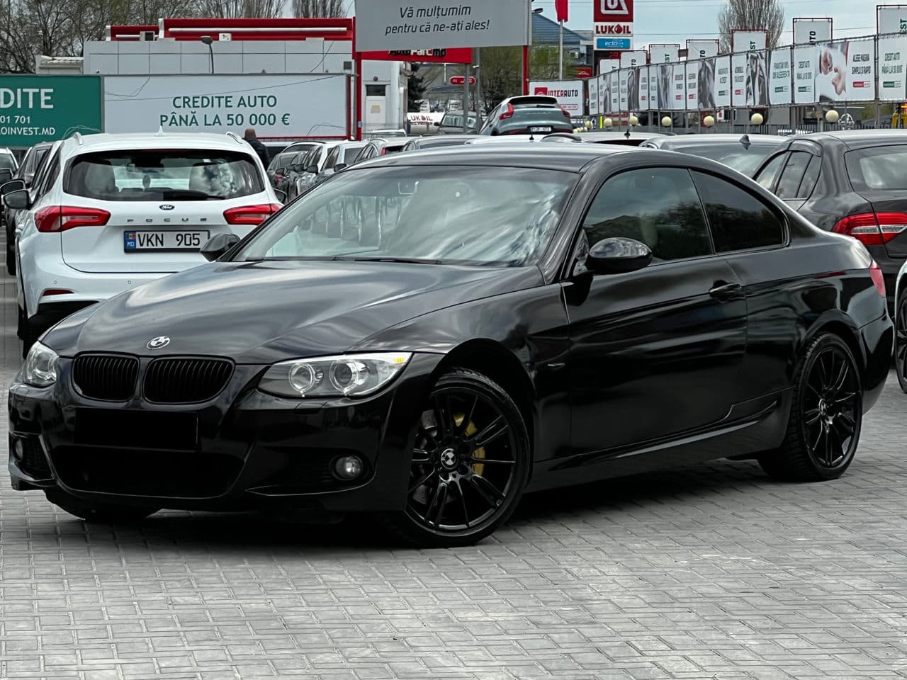 2011 BMW 318 — Miniatură 3