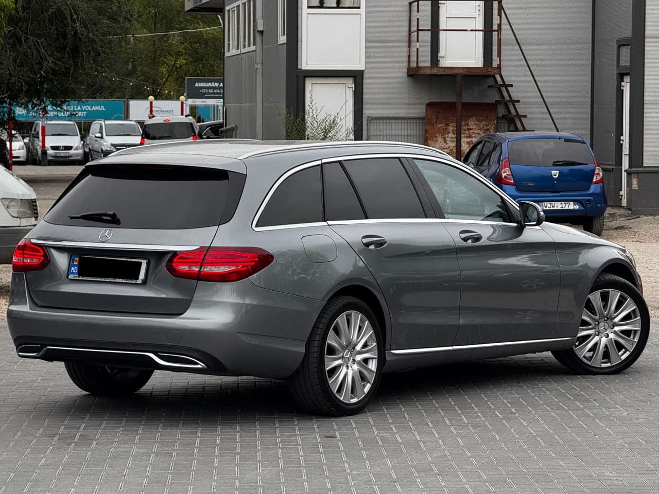 Mercedes C 220 2015 — Миниатюра 2