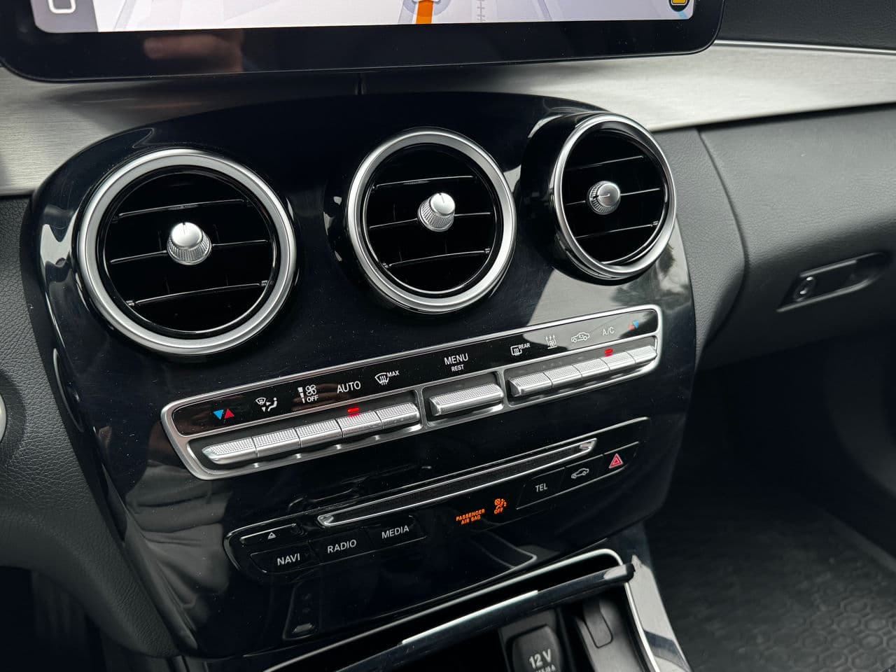 Mercedes C 220 2015 — Миниатюра 13