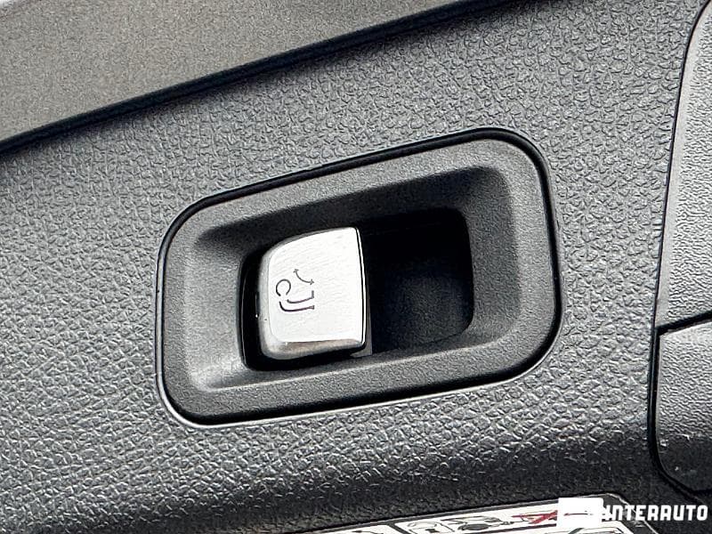 Mercedes C 220 2015 — Миниатюра 19