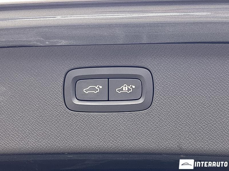 Volvo XC 90 2018 — Миниатюра 23