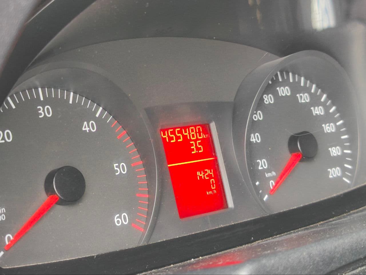 Volkswagen Crafter 2010 — Миниатюра 10