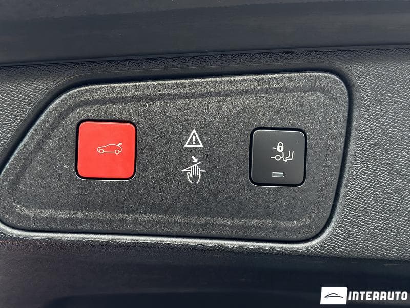 Peugeot 3008 2020 — Миниатюра 27