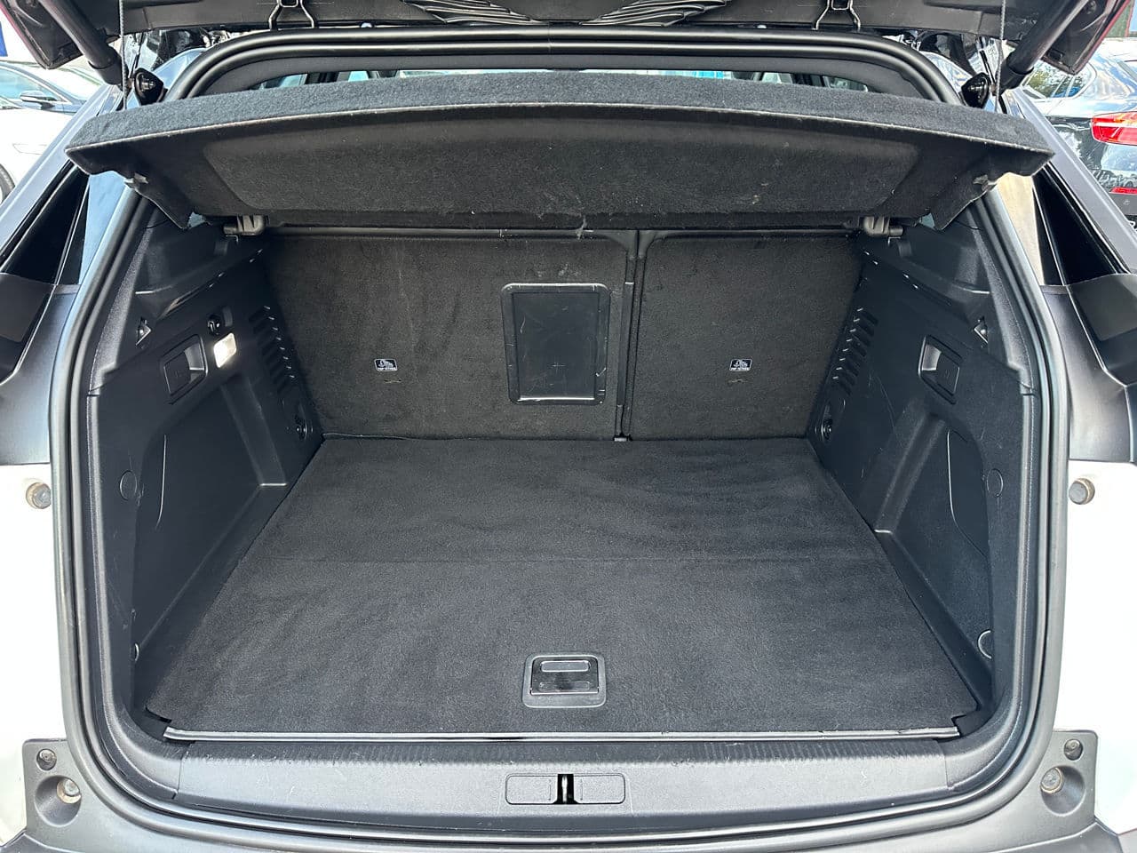 Peugeot 3008 2020 — Миниатюра 26
