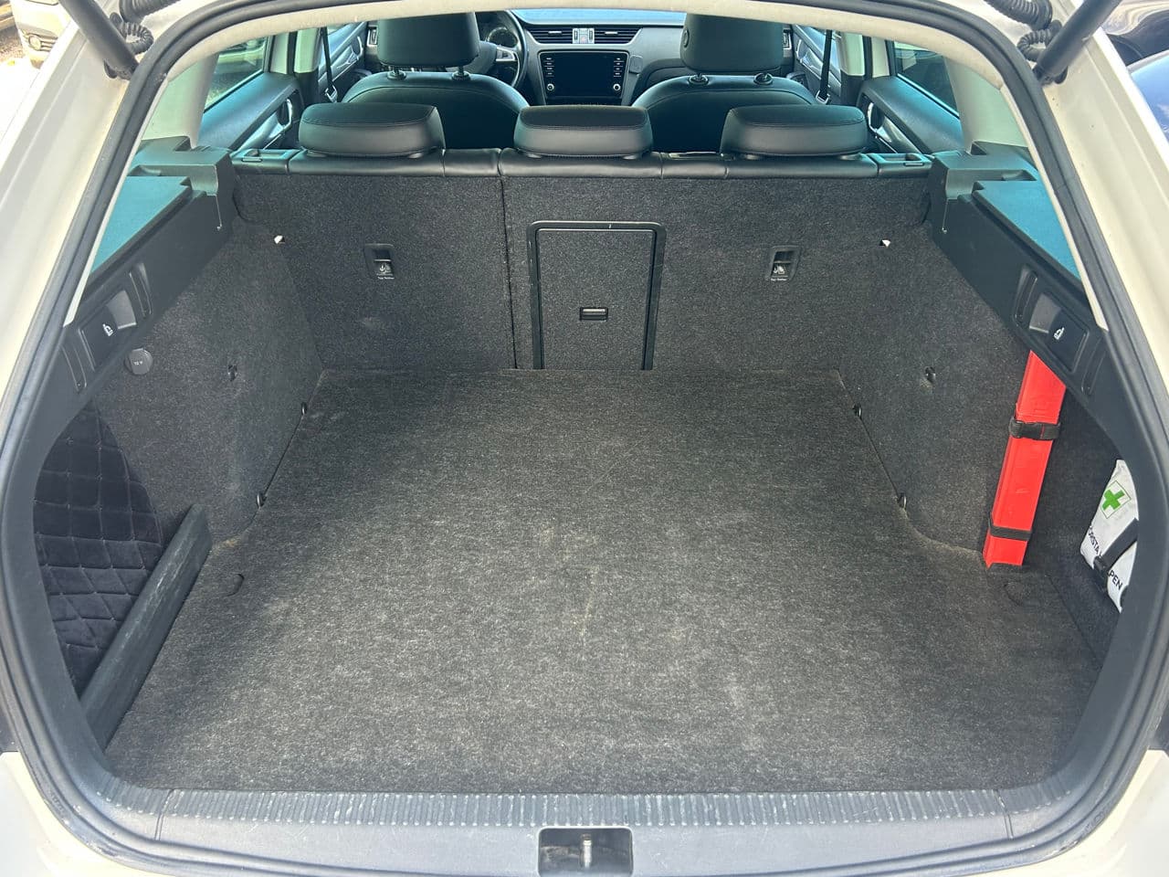 Skoda Octavia 2019 — Миниатюра 19