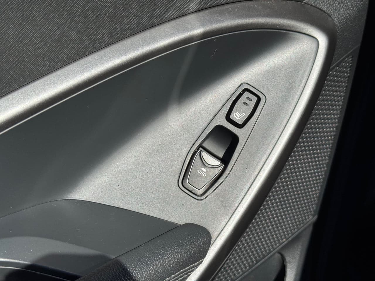Hyundai Santa Fe 2016 — Миниатюра 12