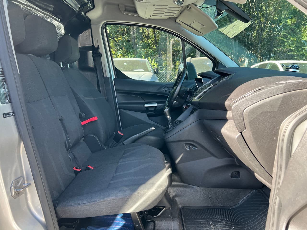Ford Transit Connect 2015 — Миниатюра 15