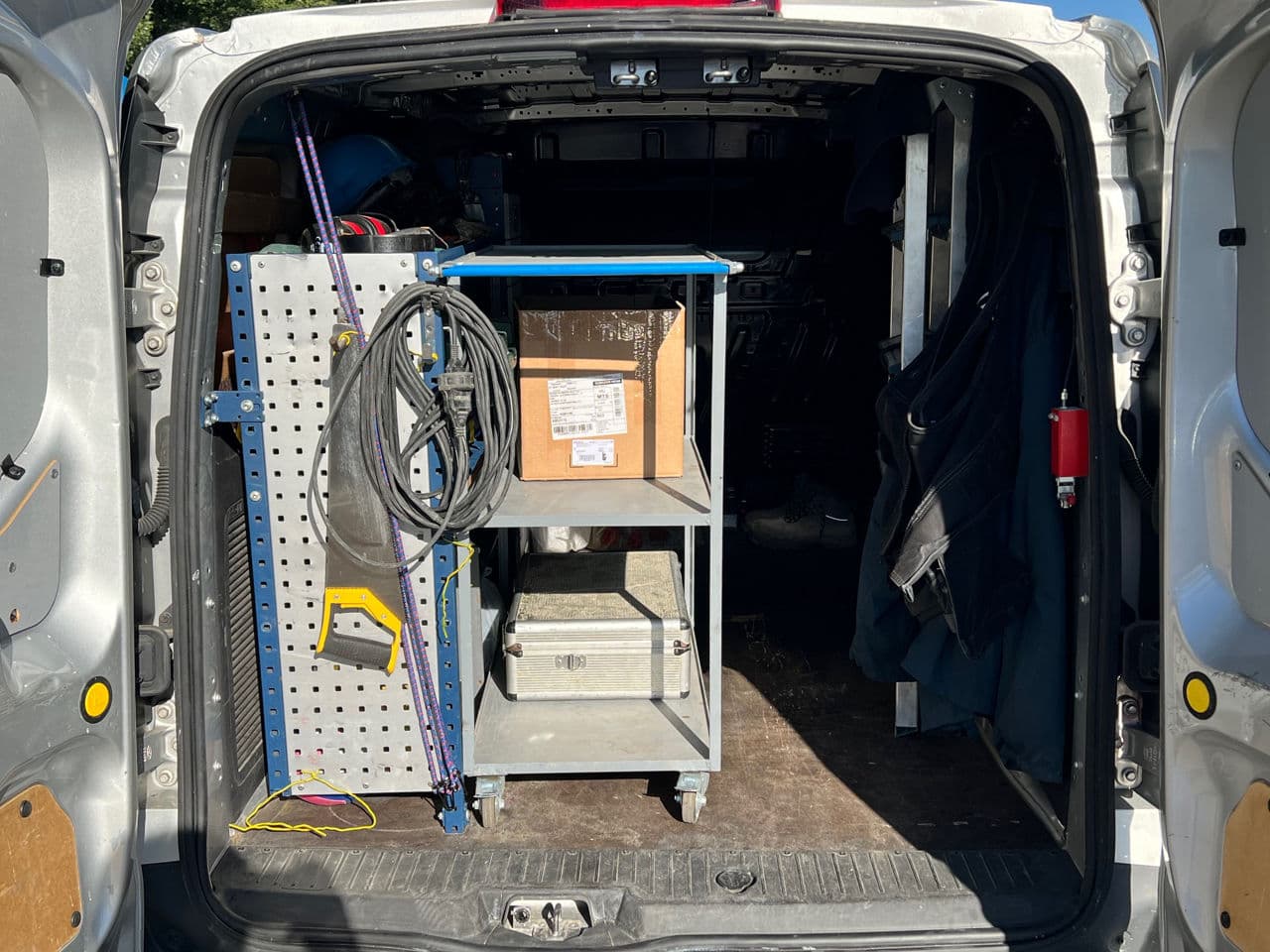 Ford Transit Connect 2015 — Миниатюра 17
