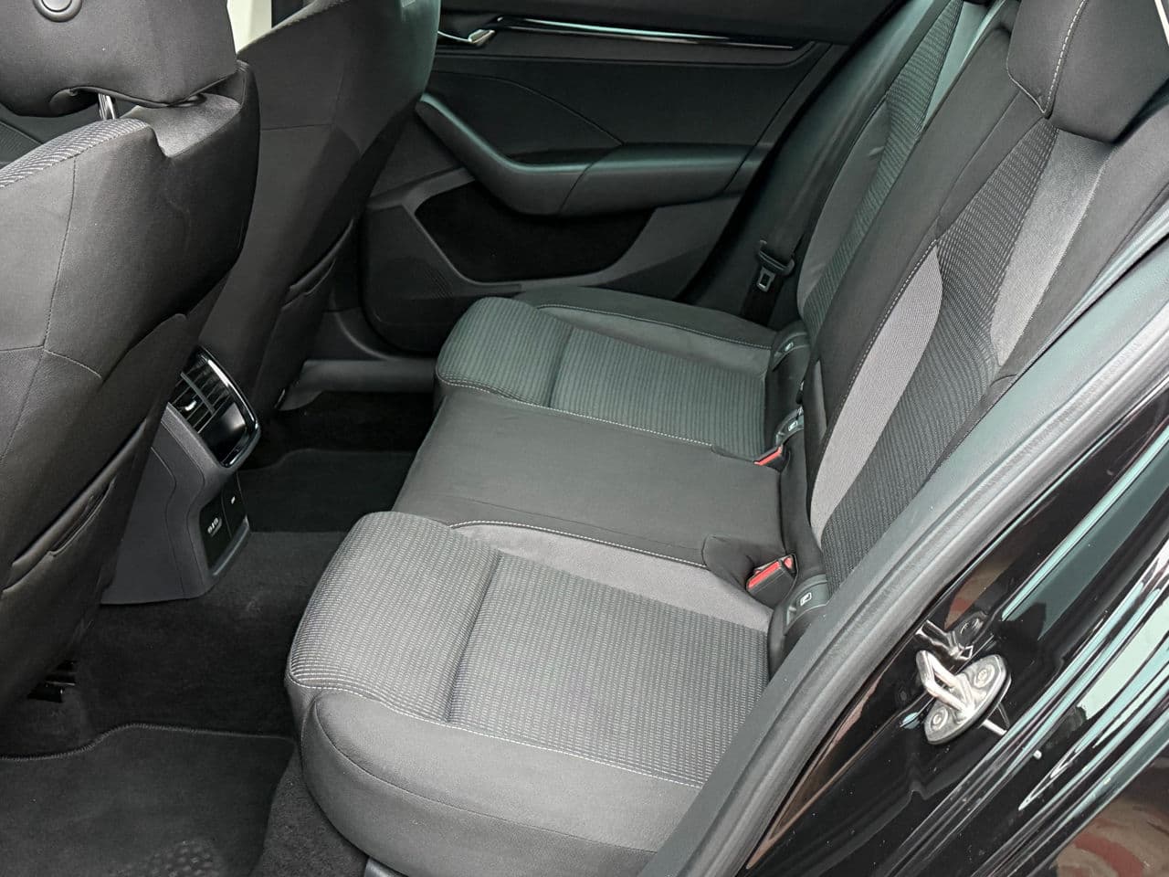 Skoda Octavia 2021 — Миниатюра 18