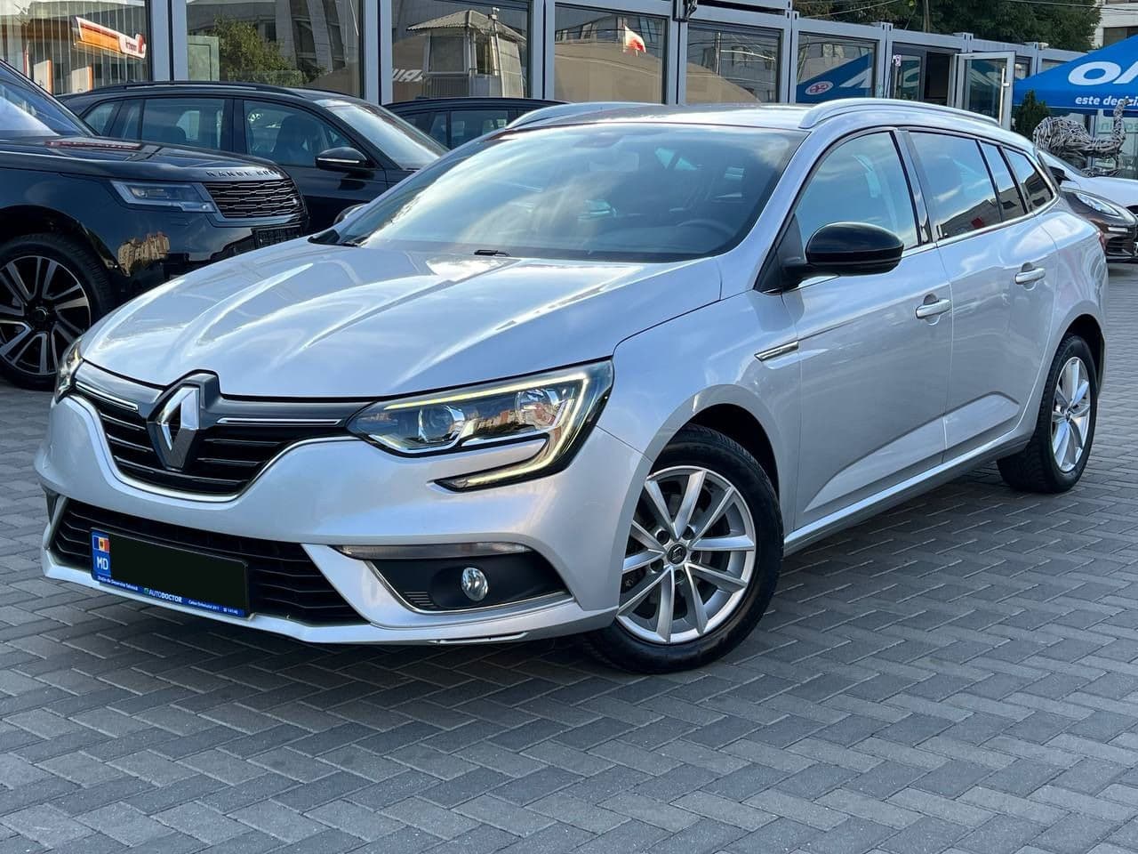 Renault Megane 2018 — Миниатюра 3