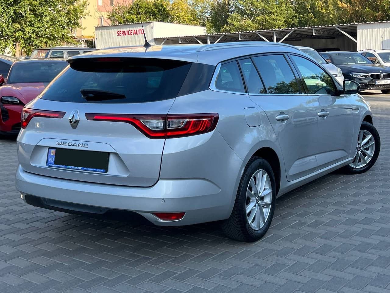Renault Megane 2018 — Миниатюра 4