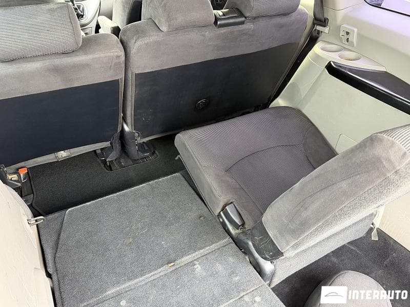 Mitsubishi Grandis 2005 — Миниатюра 17