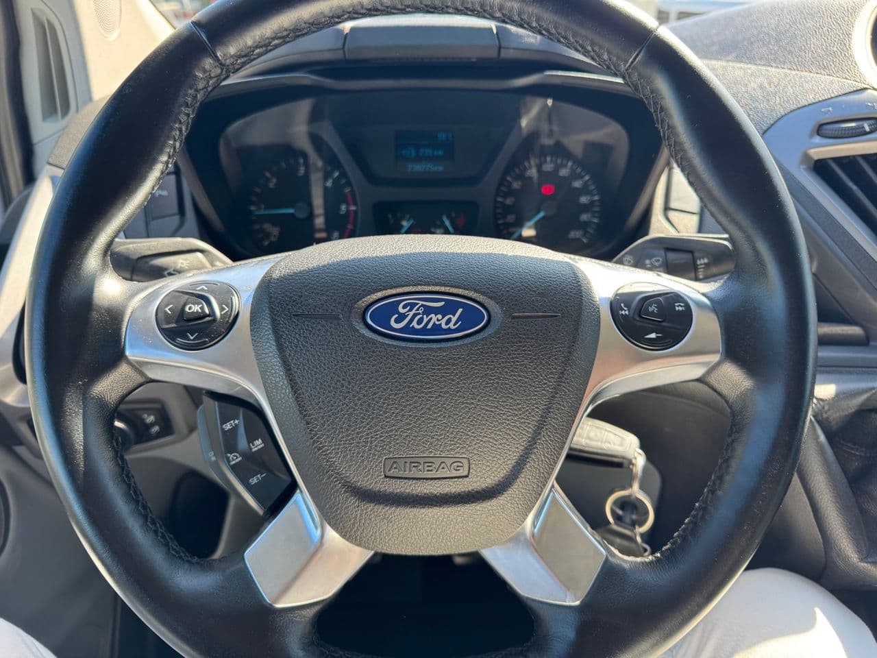 Ford Transit 2016 — Миниатюра 12