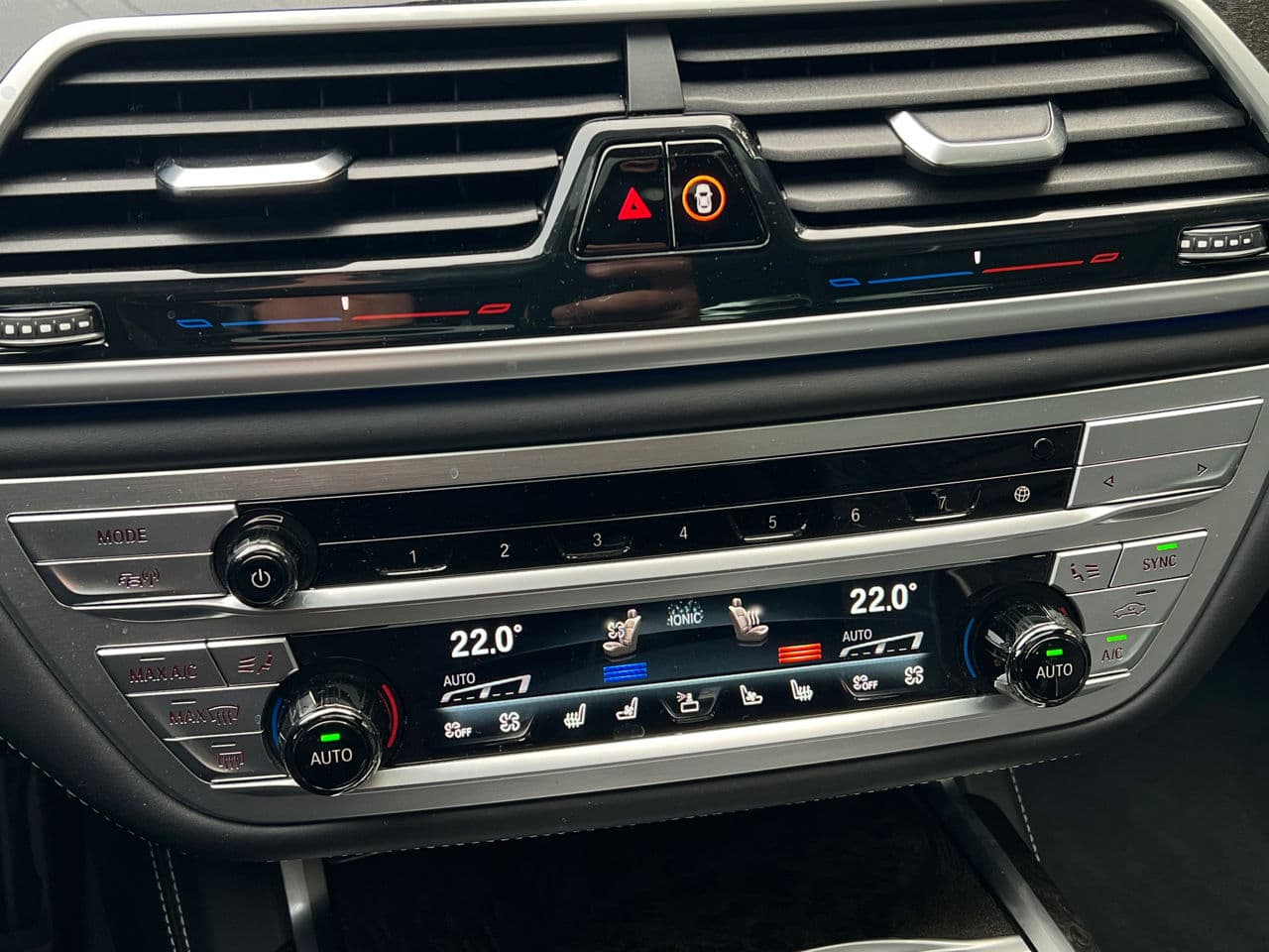 BMW 745e 2019 — Миниатюра 15
