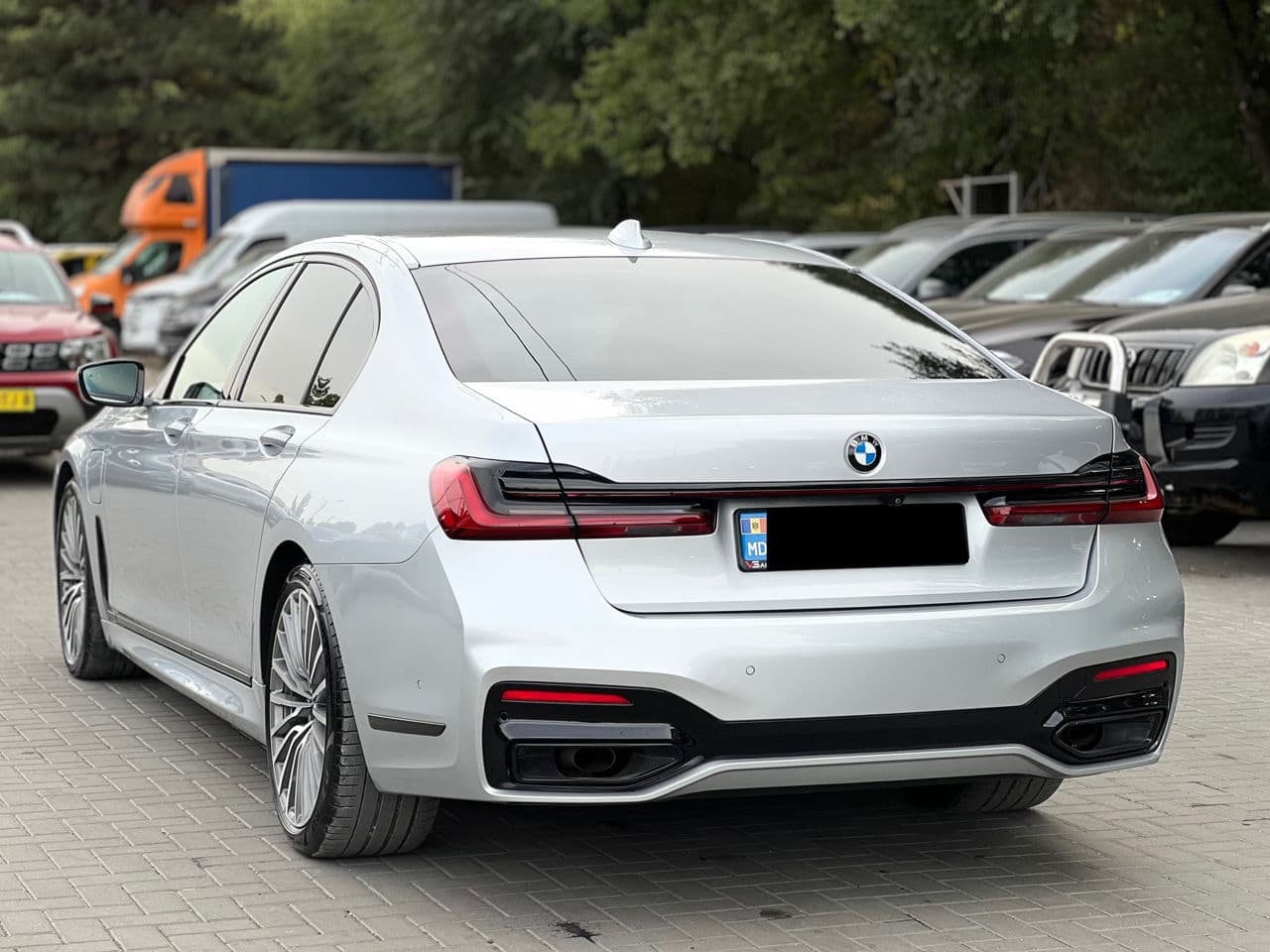 BMW 745e 2019 — Миниатюра 4