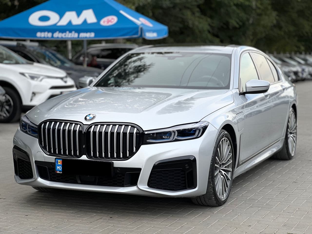 BMW 745e