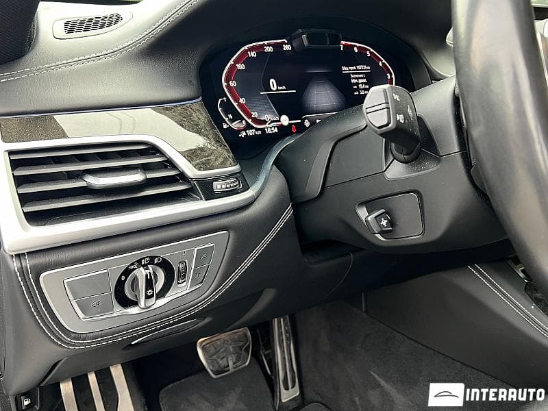 BMW 745e 2019 — Миниатюра 7