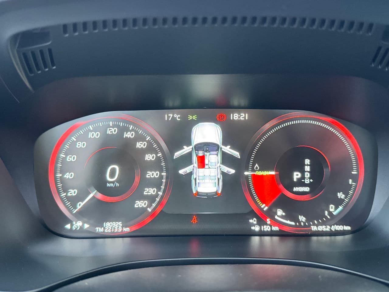 Volvo XC 60 2019 — Миниатюра 8