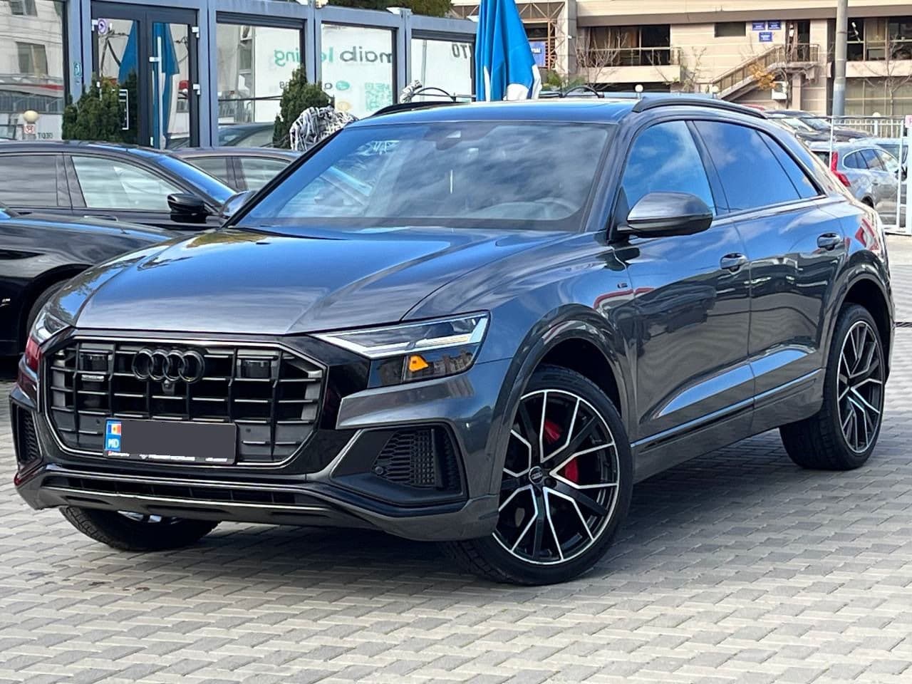 2020 Audi Q8 — Miniatură 3