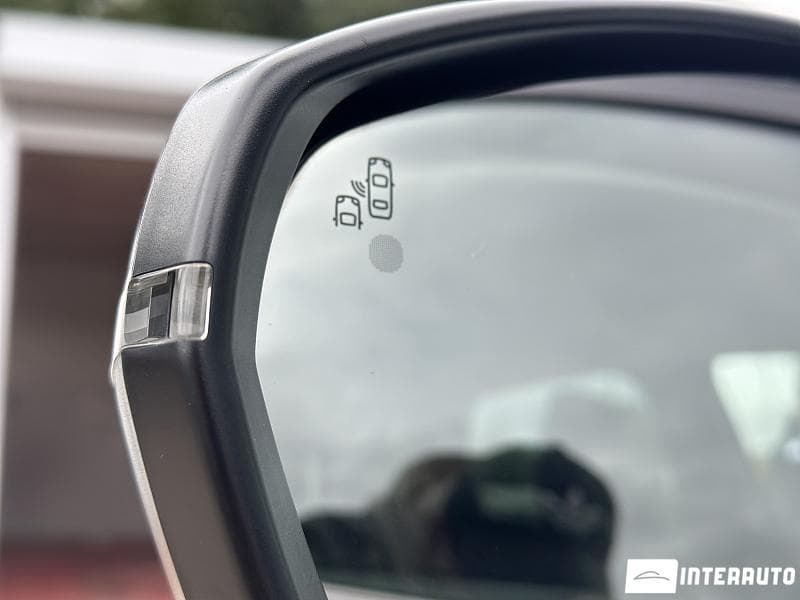 Peugeot 3008 2021 — Миниатюра 5