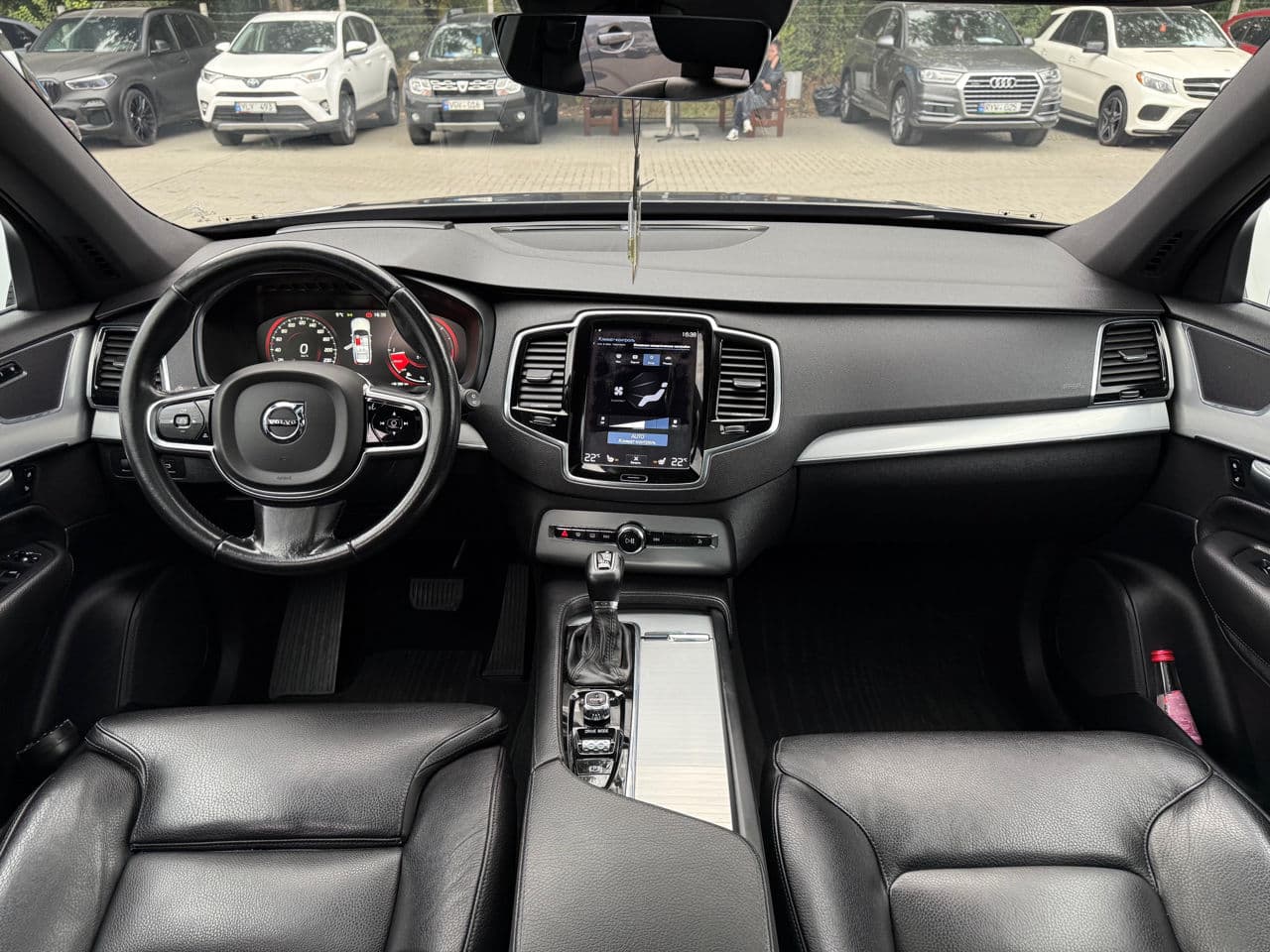 Volvo XC 90 2016 — Миниатюра 8