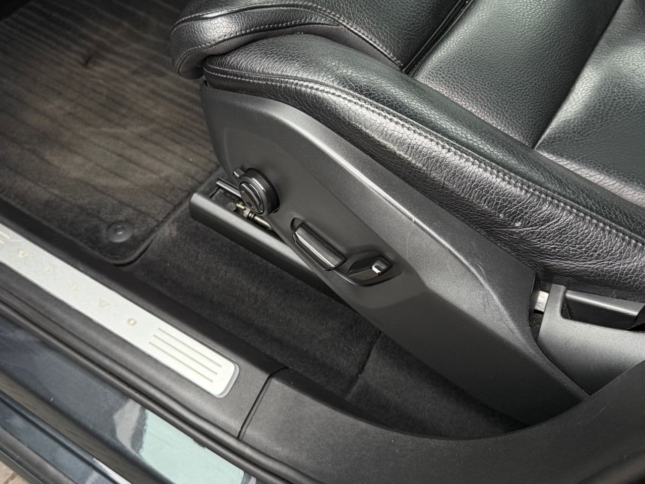 Volvo XC 90 2016 — Миниатюра 7