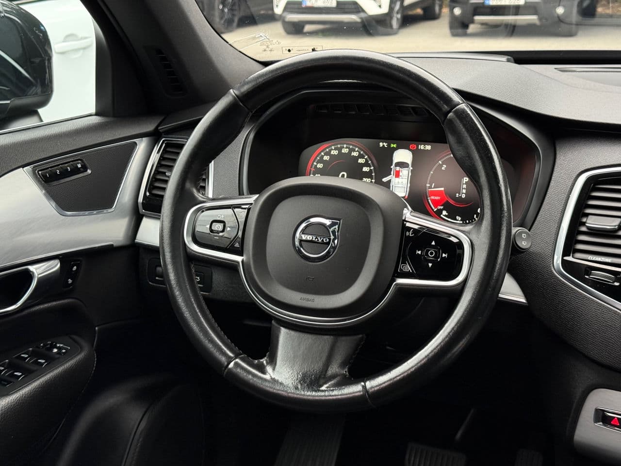 Volvo XC 90 2016 — Миниатюра 9