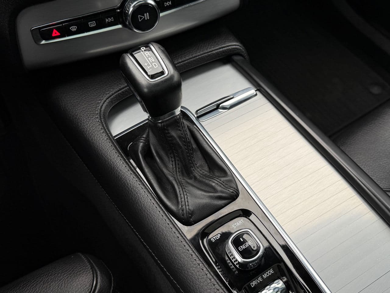 Volvo XC 90 2016 — Миниатюра 13