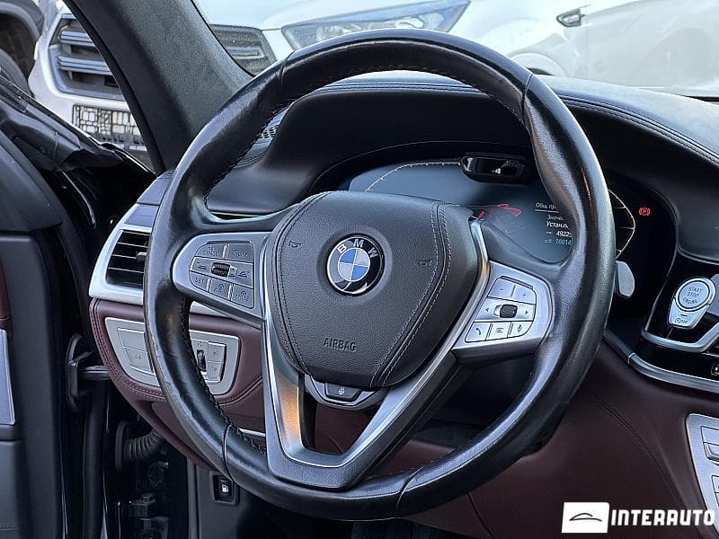 BMW 745e 2019 — Миниатюра 8