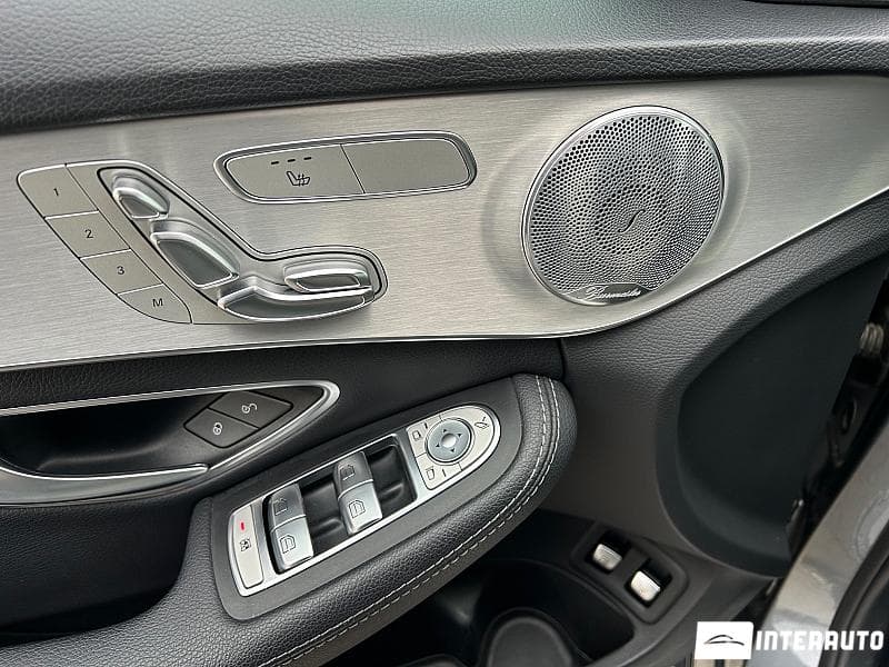 Mercedes C 350e 2018 — Миниатюра 10