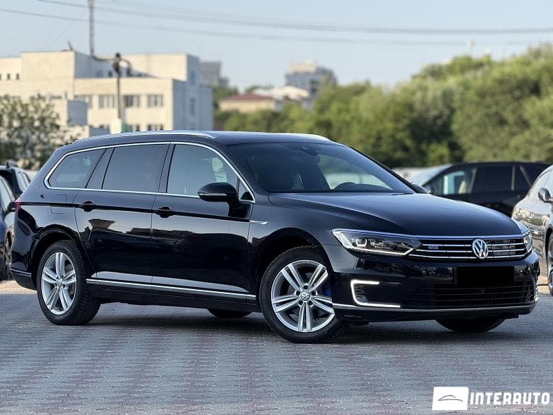 Volkswagen Passat GTE 2015 — Миниатюра 4