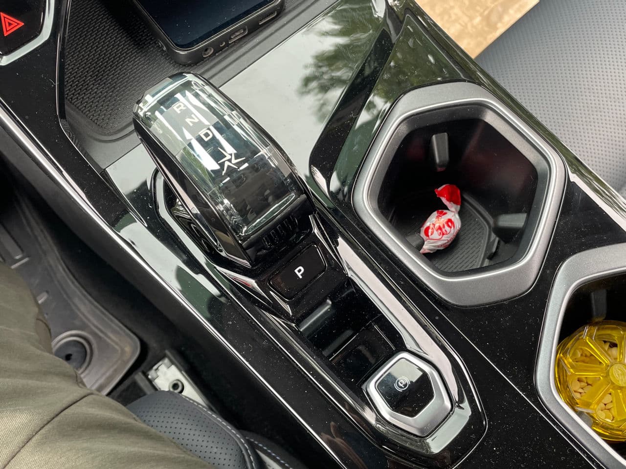 2024 Geely Atlas — Miniatură 15