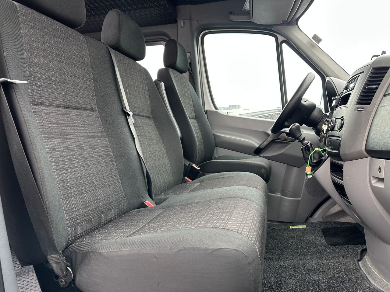 Mercedes Sprinter 2018 — Миниатюра 13