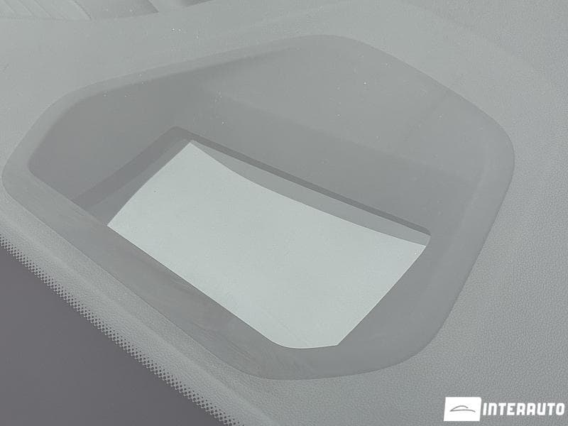 BMW 530e 2018 — Миниатюра 7