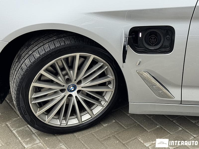 BMW 530e 2018 — Миниатюра 19