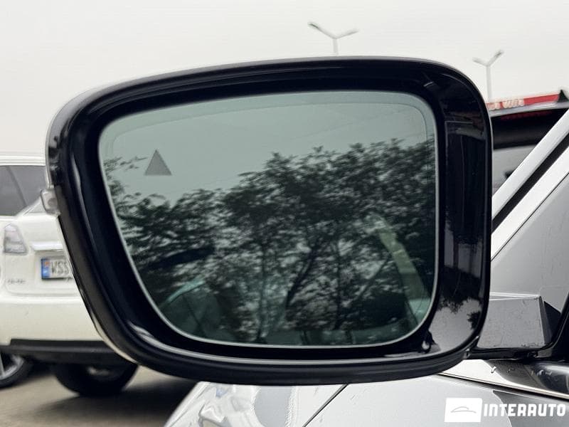 BMW 530e 2018 — Миниатюра 20