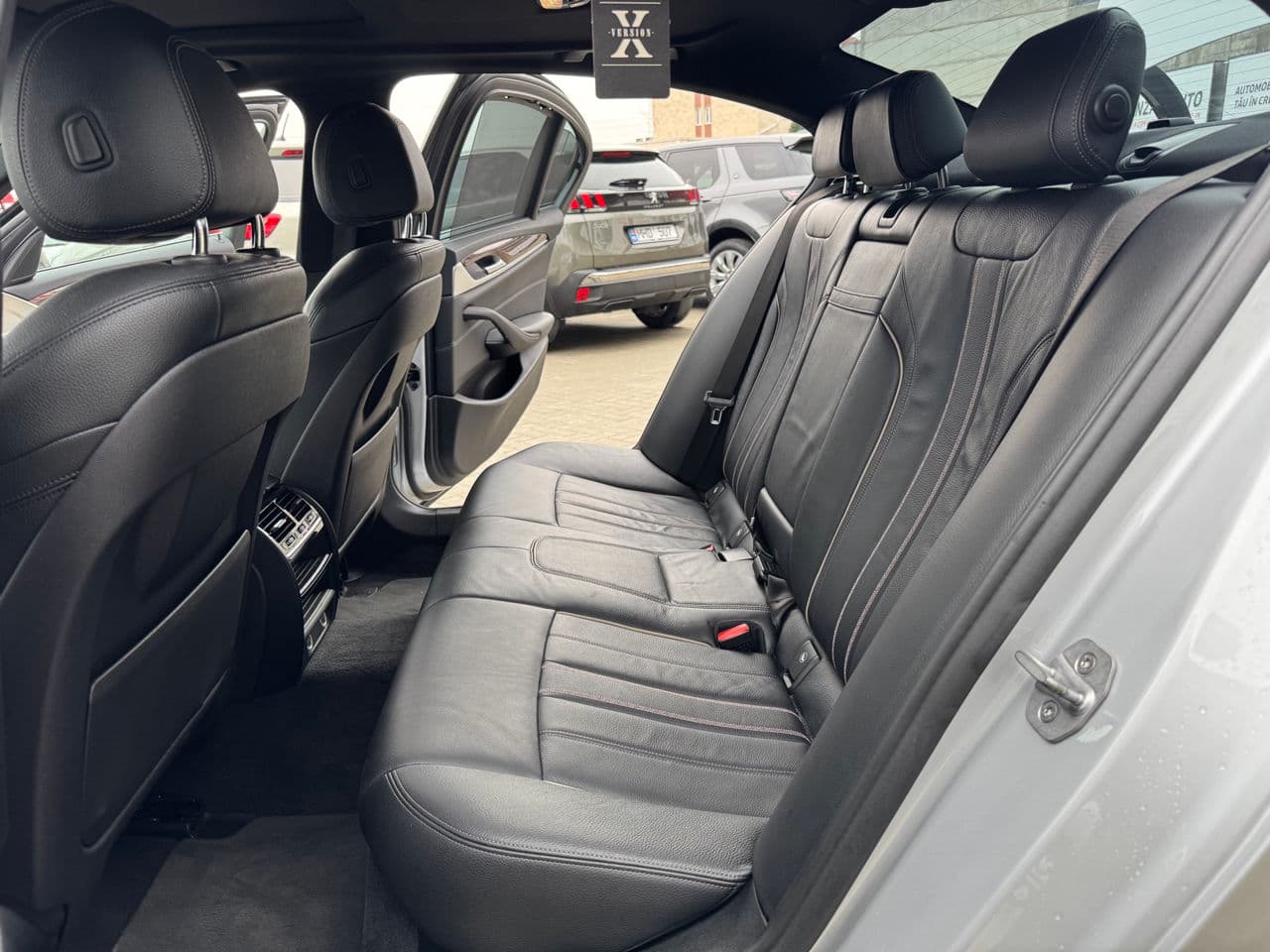 BMW 530e 2018 — Миниатюра 14