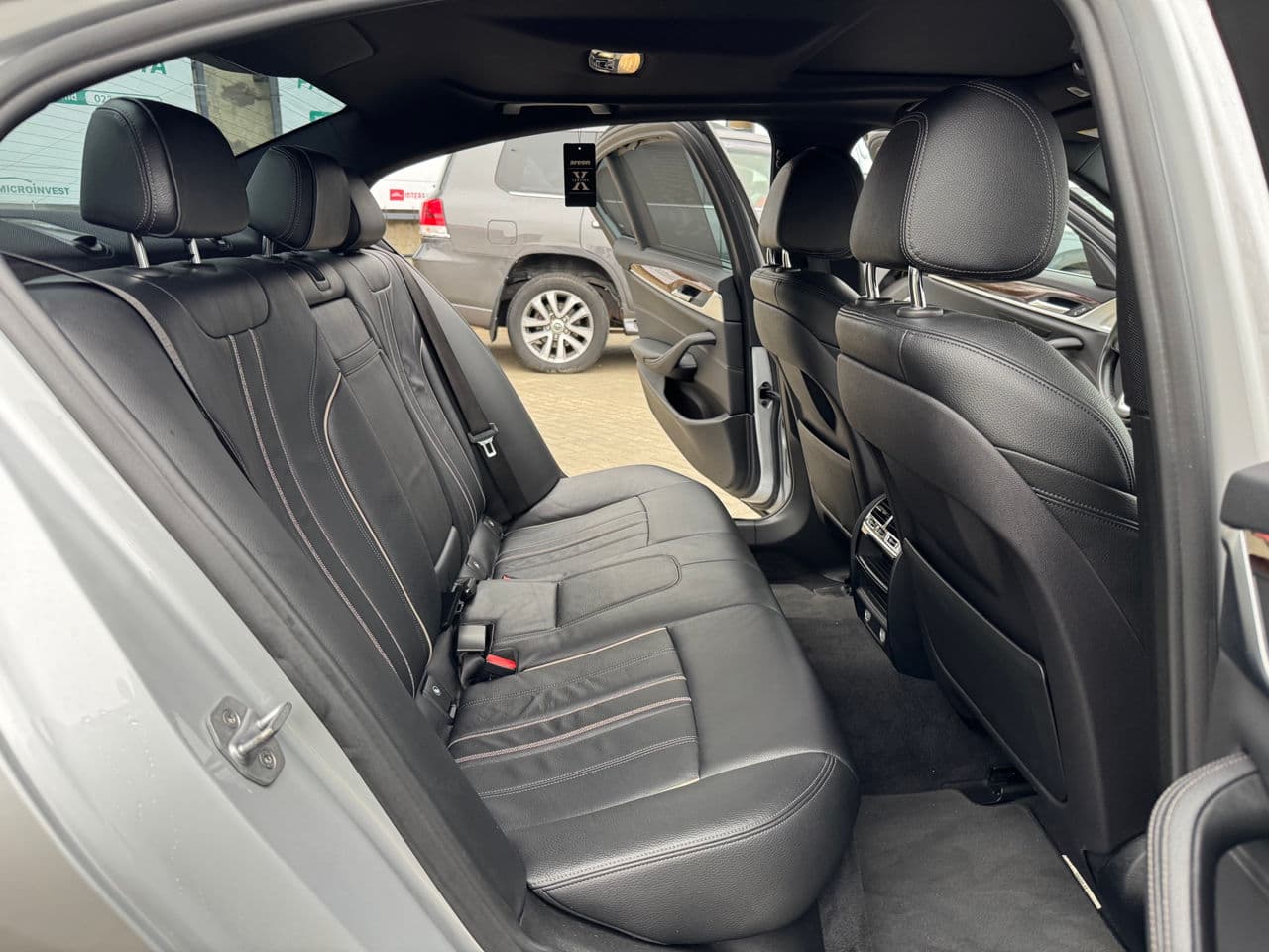BMW 530e 2018 — Миниатюра 16